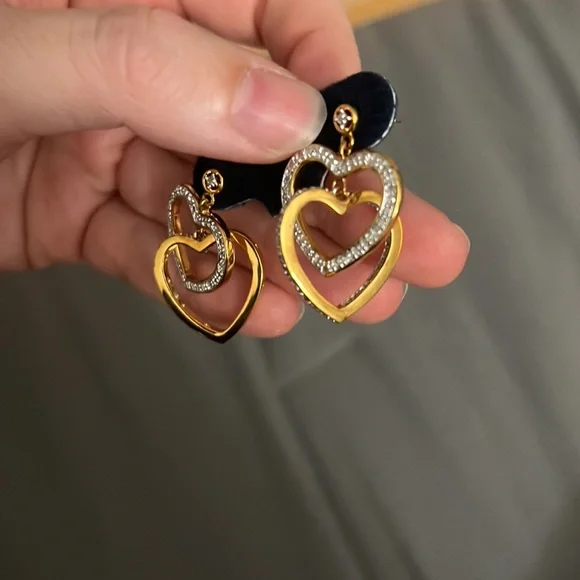 Danbury Mint Diamond Earrings - Picture 5 of 8